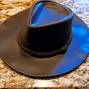 Beautiful Brown Leather Henschel Hiker Hat